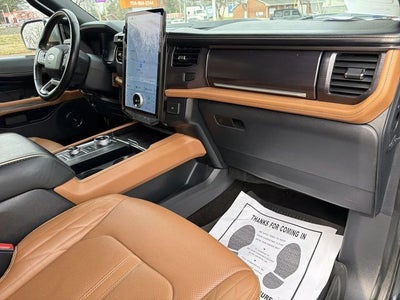 2022 Ford Expedition Max Platinum