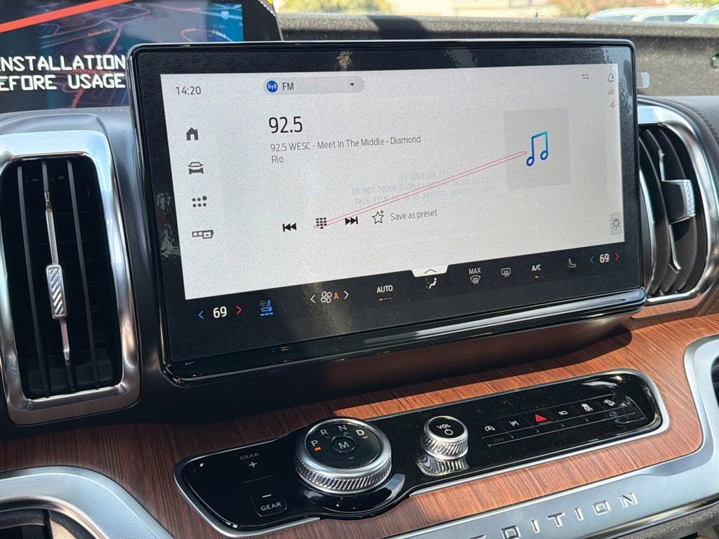 2027 Ford Expedition King Ranch