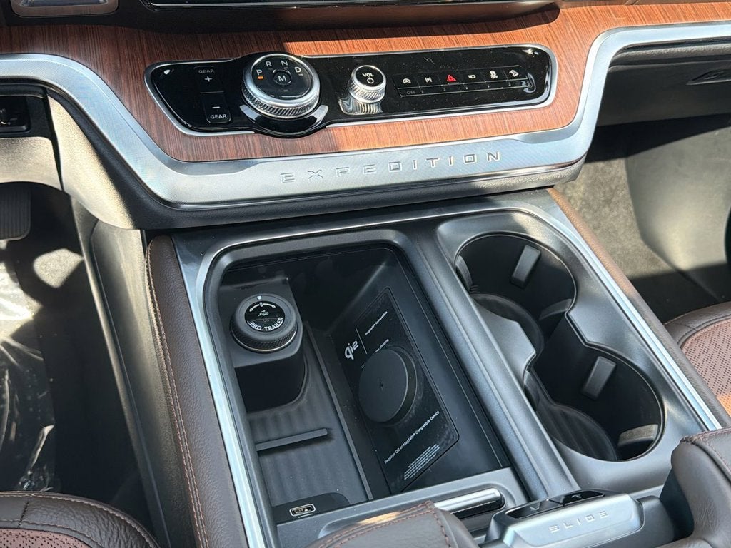 2027 Ford Expedition King Ranch
