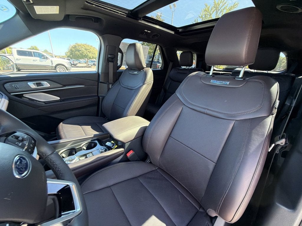 2027 Ford Explorer Platinum