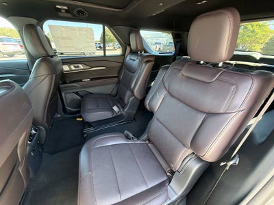 2027 Ford Explorer Platinum
