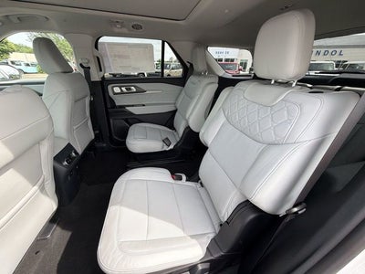 2026 Ford Explorer Platinum