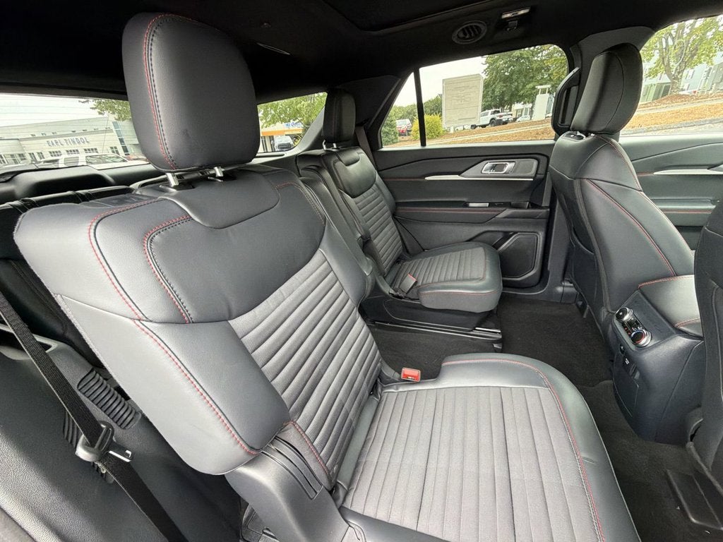 2027 Ford Explorer ST-Line