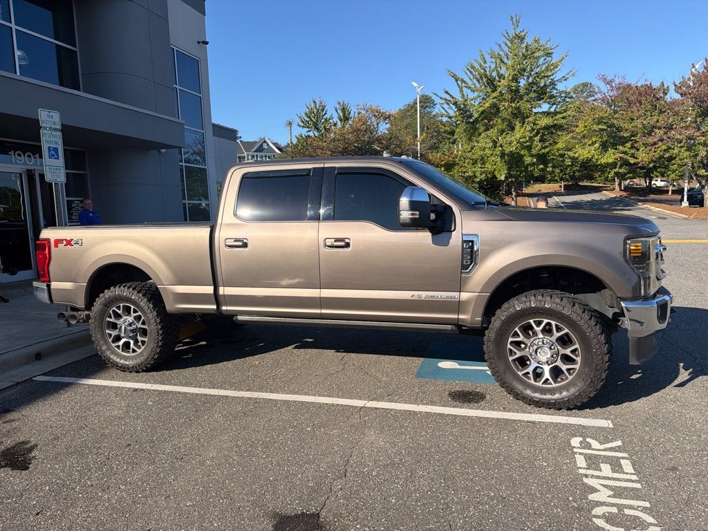 2022 Ford F-250SD Lariat