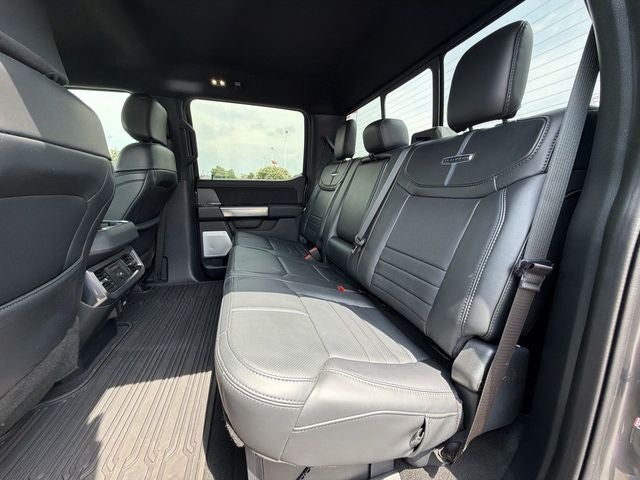 2025 Ford F-350SD Platinum