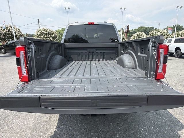 2025 Ford F-350SD Platinum