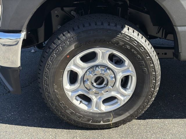 2026 Ford Super Duty XLT