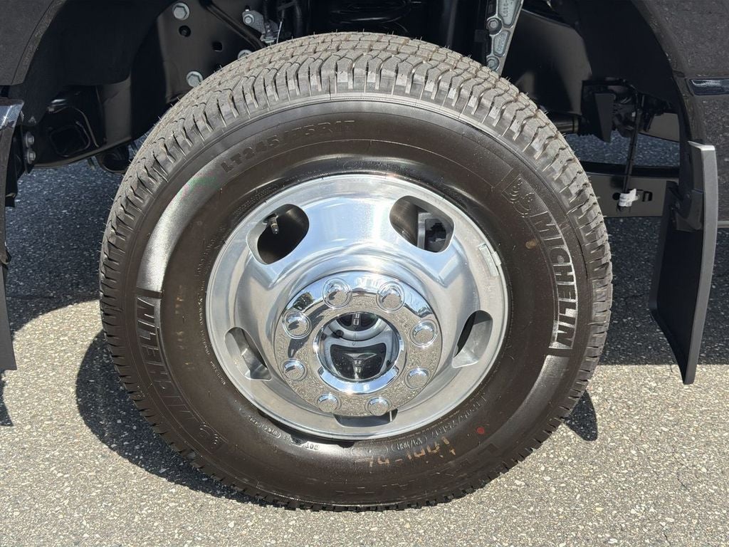 2026 Ford F-350SD Platinum DRW