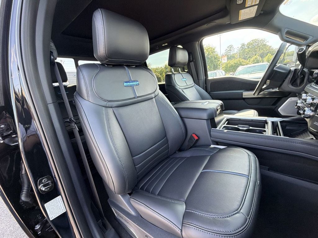 2026 Ford F-350SD Platinum DRW