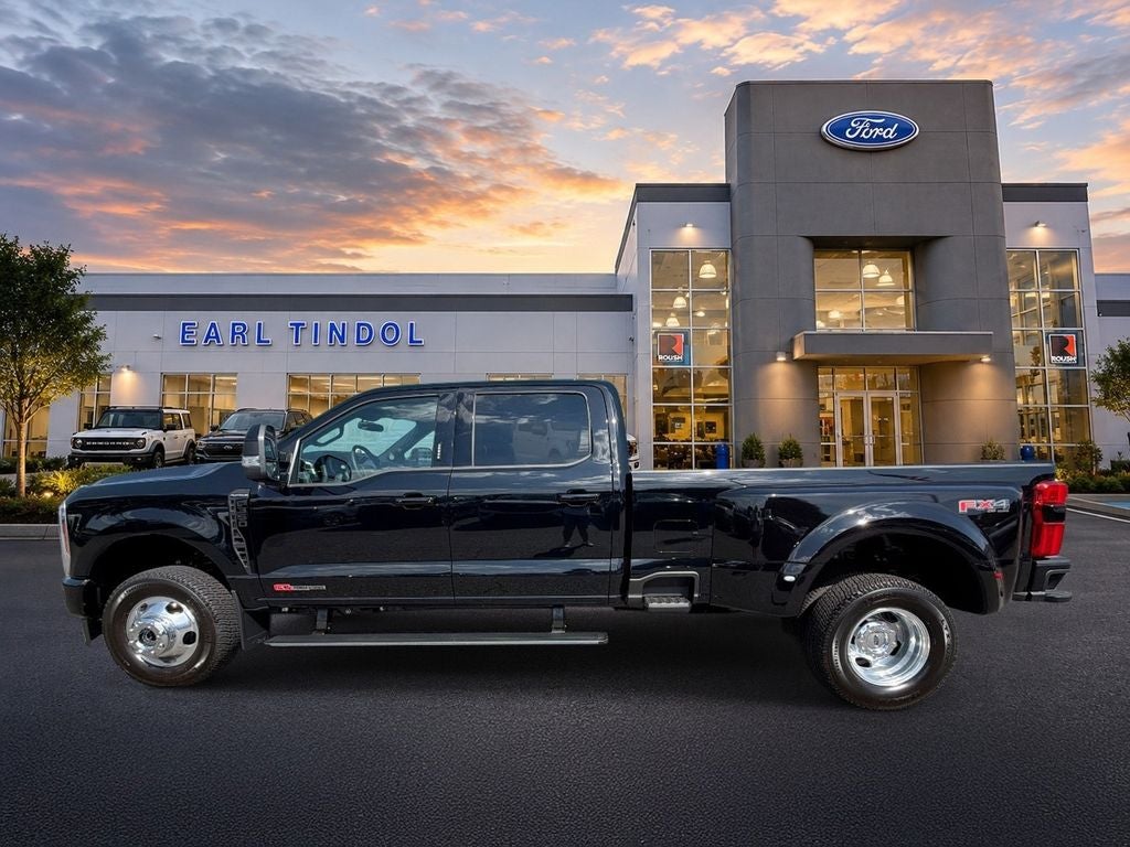 2026 Ford F-350SD Platinum DRW