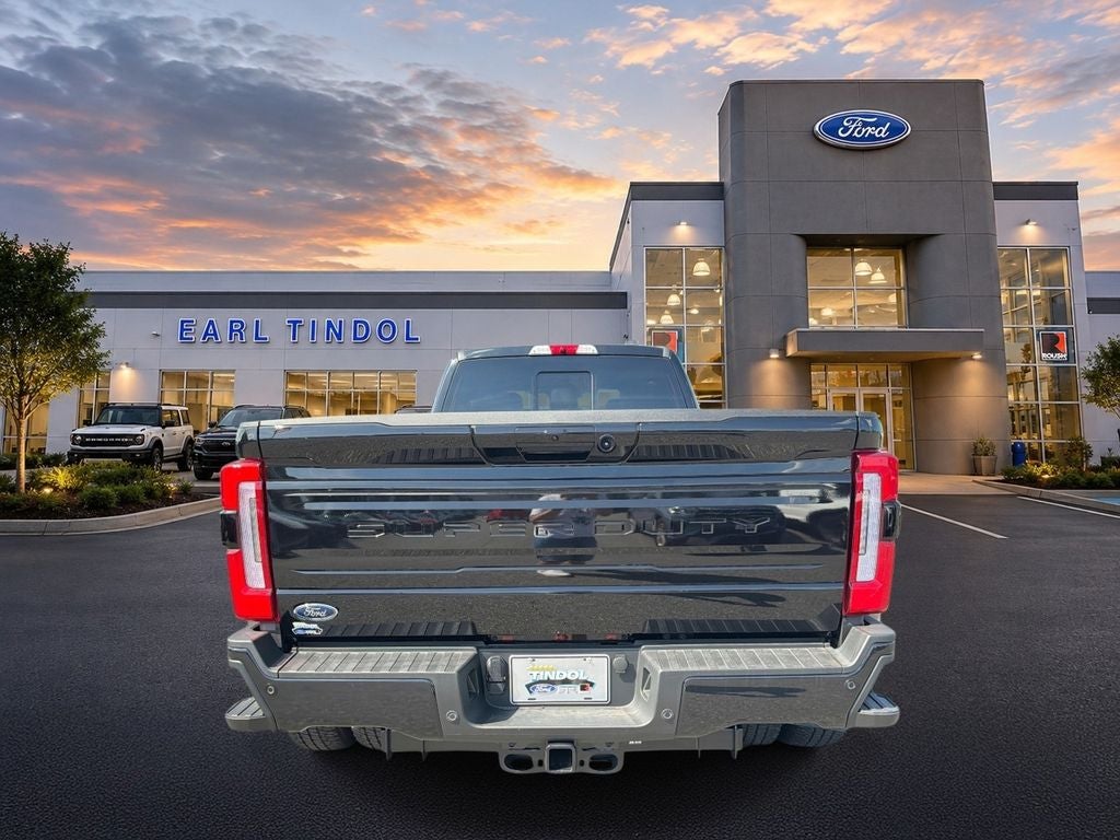 2026 Ford F-350SD Platinum DRW