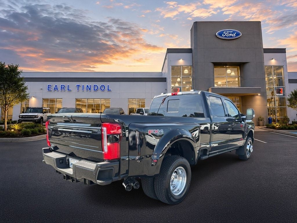 2026 Ford F-350SD Platinum DRW
