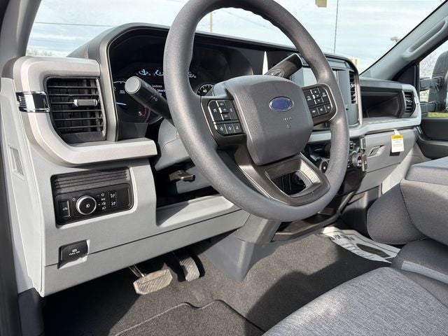 2026 Ford Super Duty XL DRW