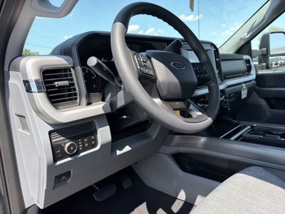 2026 Ford F-350SD XLT DRW
