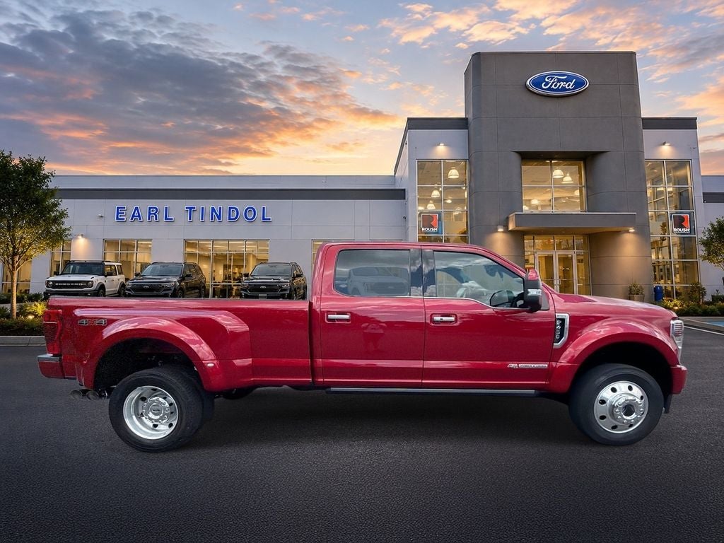 2022 Ford F-450SD Limited DRW