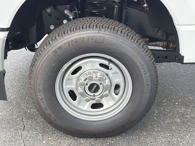 2025 Ford Super Duty XLT