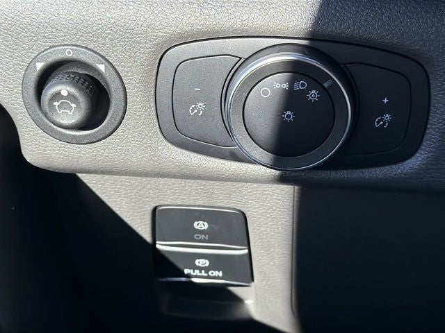 2025 Ford Transit Commercial Base