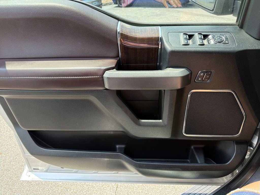 2016 Ford F-150 Platinum