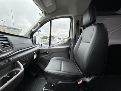 2025 Ford Transit Commercial Base