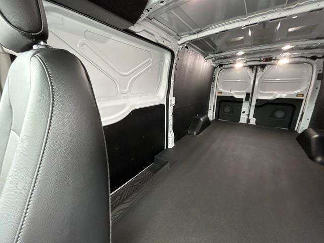 2025 Ford Transit Commercial Base
