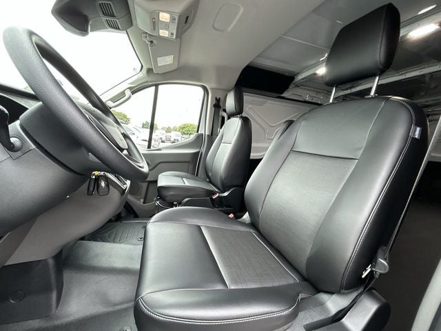 2025 Ford Transit Commercial Base