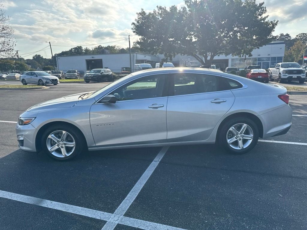 2022 Chevrolet Malibu LS 1FL