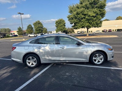 2022 Chevrolet Malibu LS 1FL