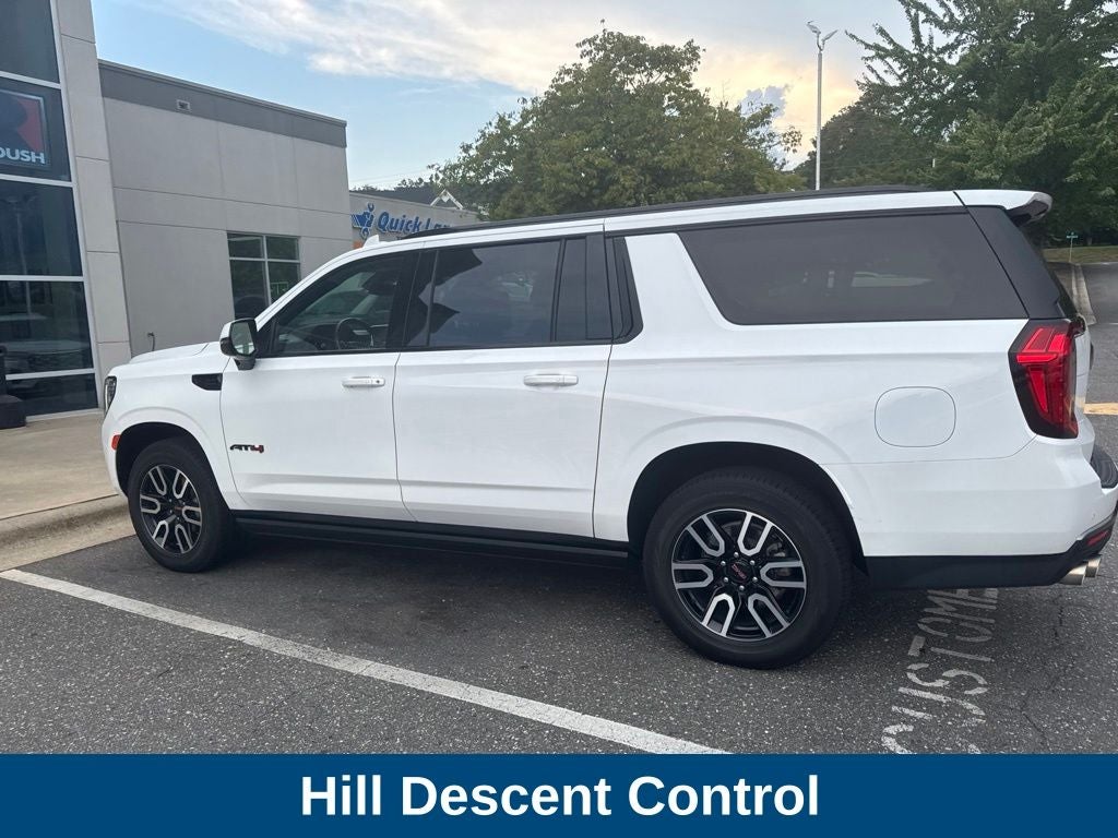 2023 GMC Yukon XL AT4