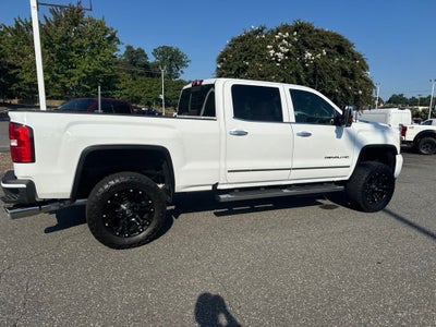 2017 GMC Sierra 2500HD Denali