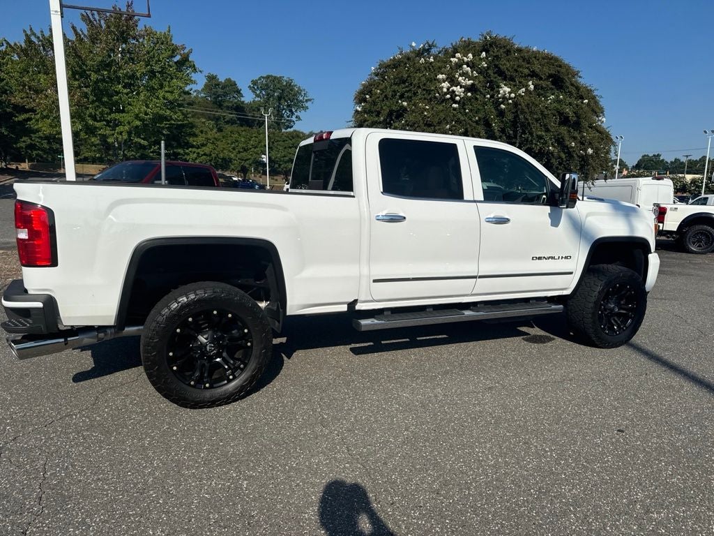 2017 GMC Sierra 2500HD Denali