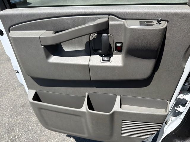 2025 GMC Savana 2500 Work Van