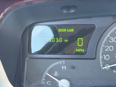 2003 Lincoln Town Car Signature