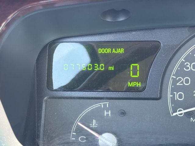 2003 Lincoln Town Car Signature