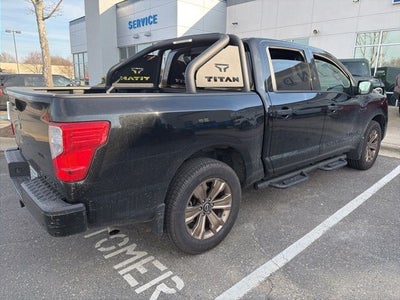 2024 Nissan Titan SV