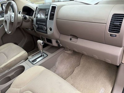 2016 Nissan Frontier SV