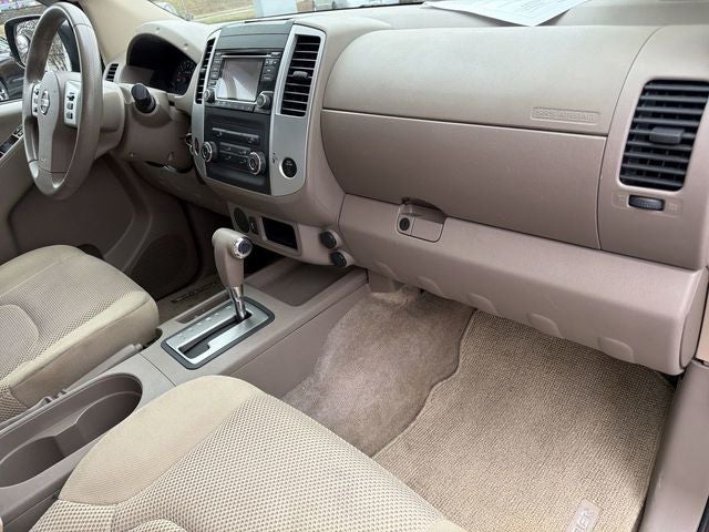 2016 Nissan Frontier SV