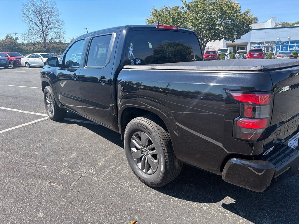 2025 Nissan Frontier SV