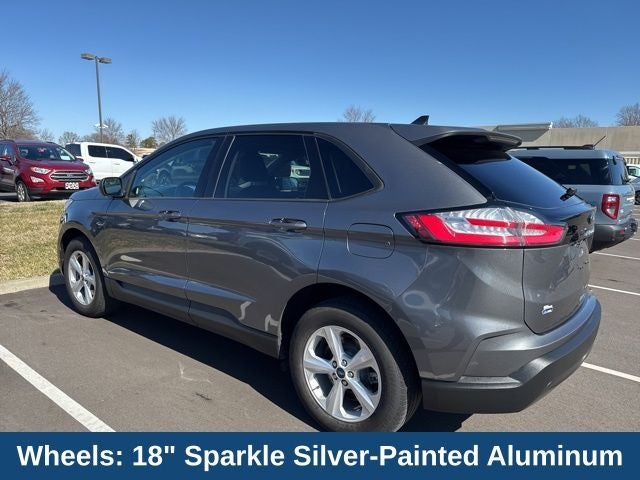 2022 Ford Edge SE