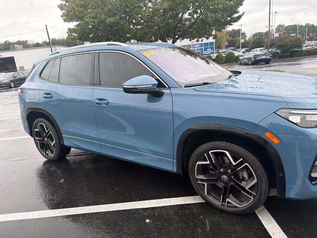 2025 Volkswagen Tiguan 2.0T SEL R-Line