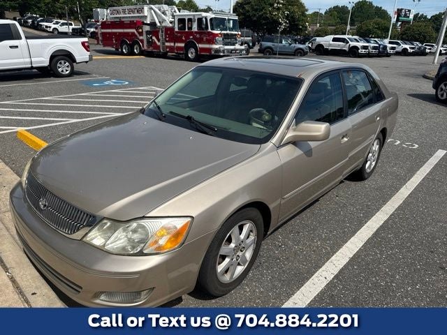 2000 Toyota Avalon Base