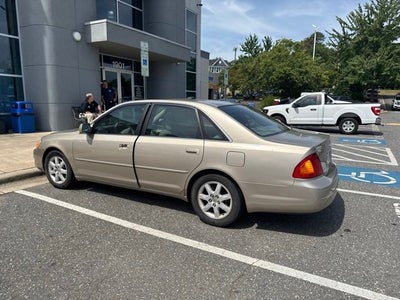 2000 Toyota Avalon Base