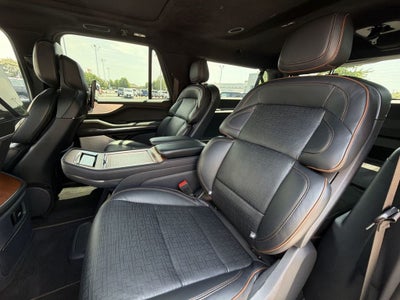 2025 Lincoln Navigator L Black Label
