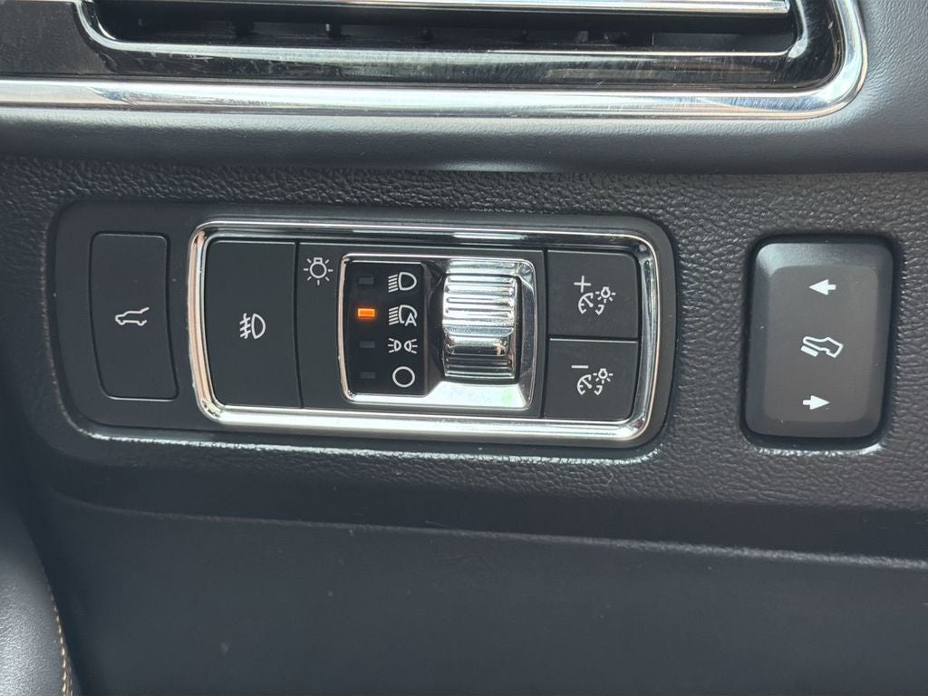 2022 Lincoln Navigator L Black Label