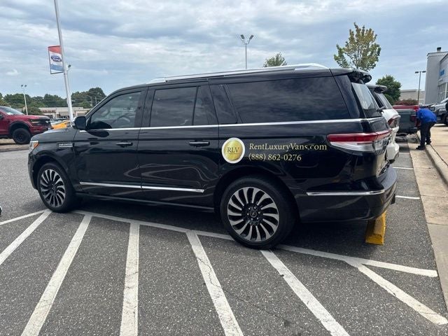 2022 Lincoln Navigator L Black Label