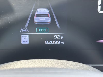 2023 Kia Niro LX