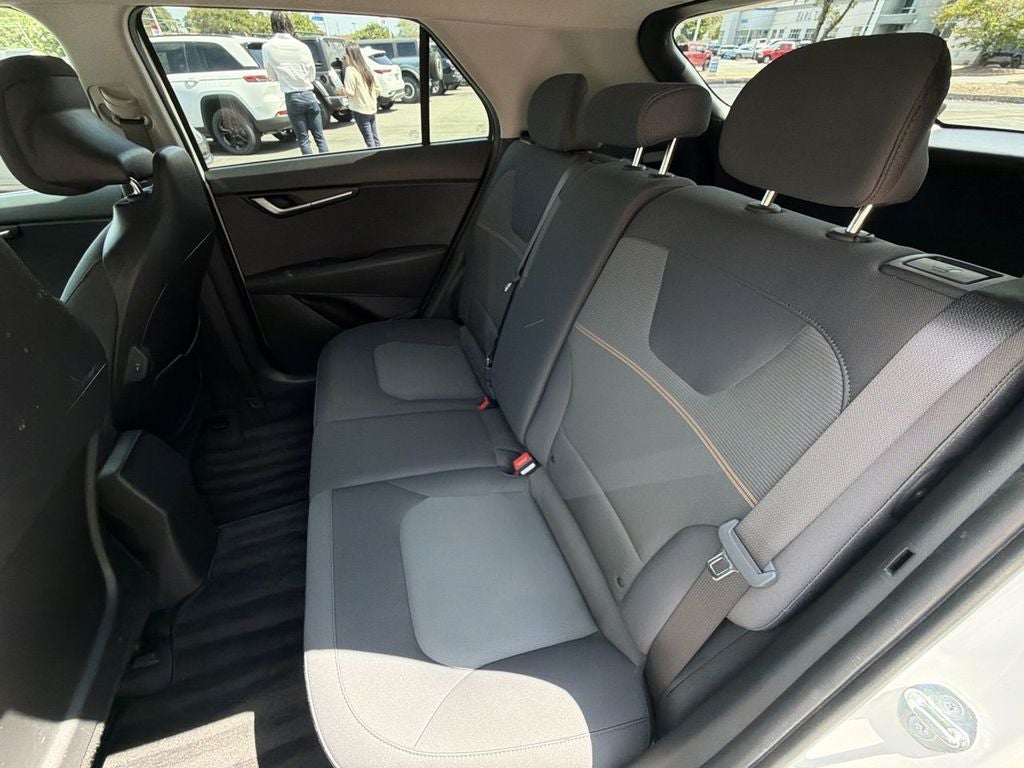 2023 Kia Niro LX