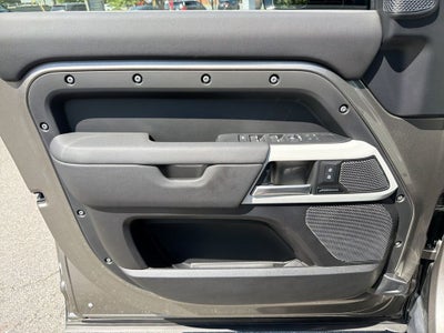 2024 Land Rover Defender 110 S