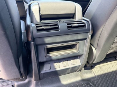 2024 Land Rover Defender 110 S