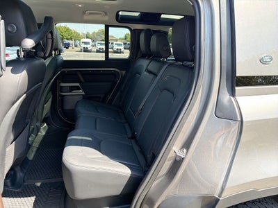 2024 Land Rover Defender 110 S