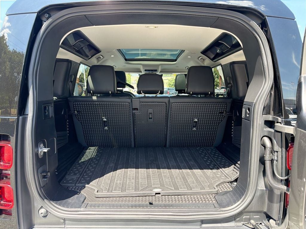 2024 Land Rover Defender 110 S